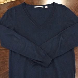 Women’s sweater